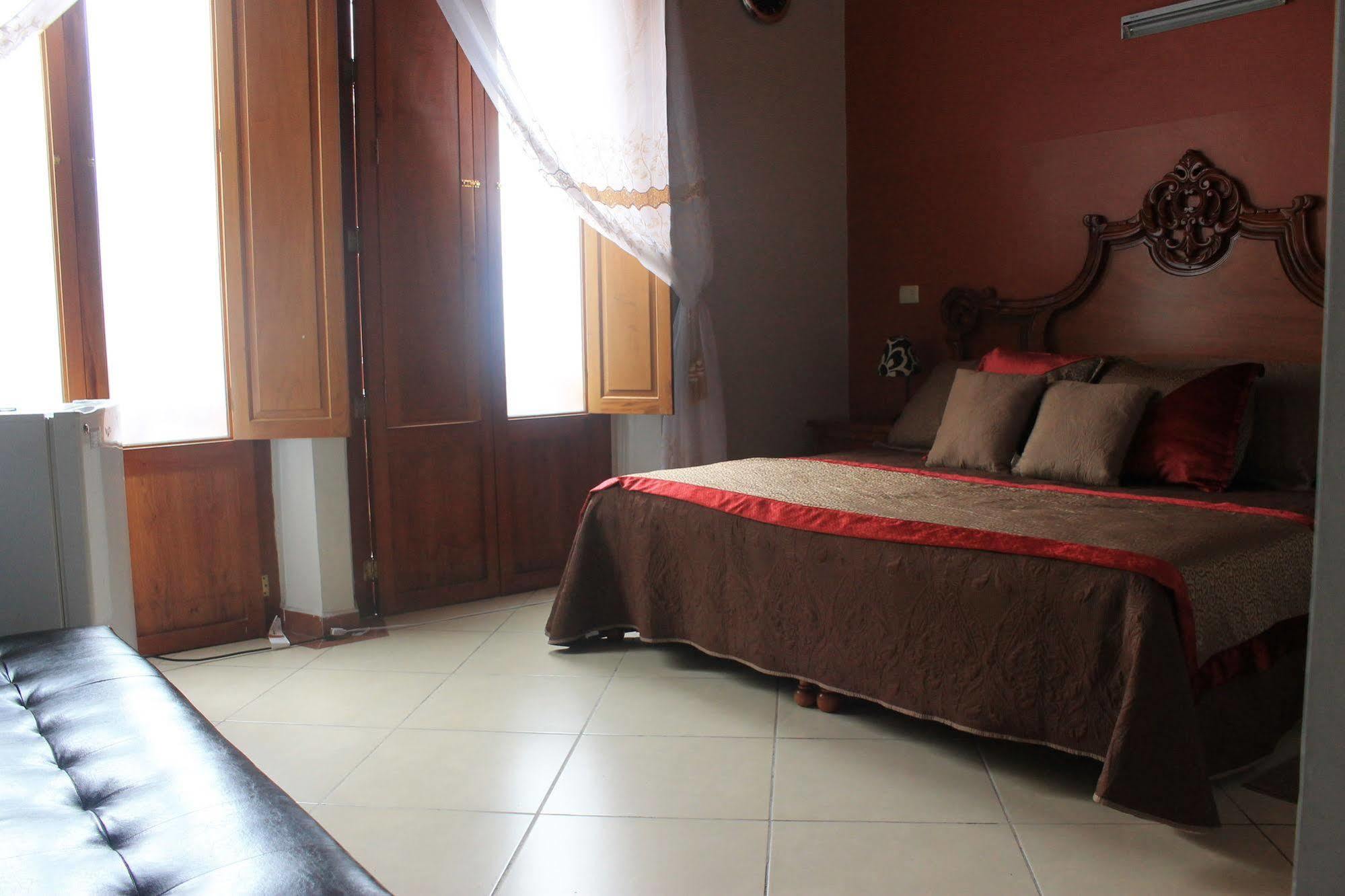 Hotel Juarez Del Centro Xalapa Ngoại thất bức ảnh